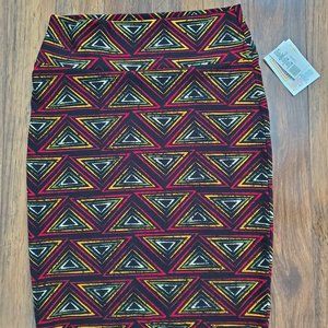 LuLaRoe Cassie red and black skirt - NWT